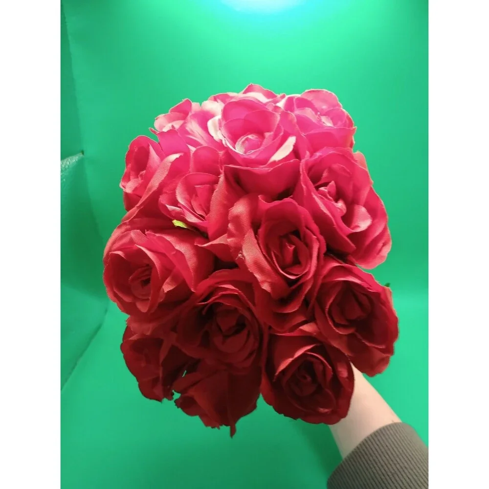 Fake Red Roses Boquet Great For Decor Or A Valentines Day Gift